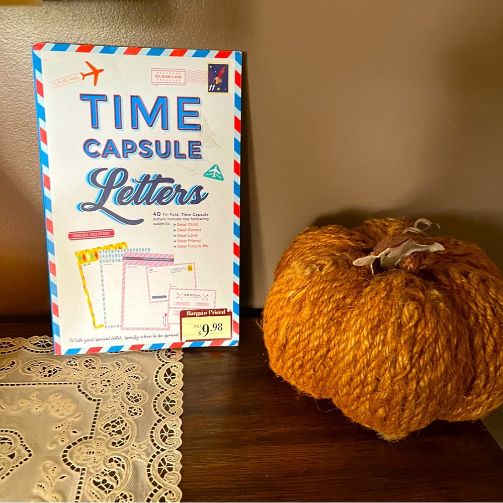 NEW Time Capsule Letters Book 40 Postcard Letters